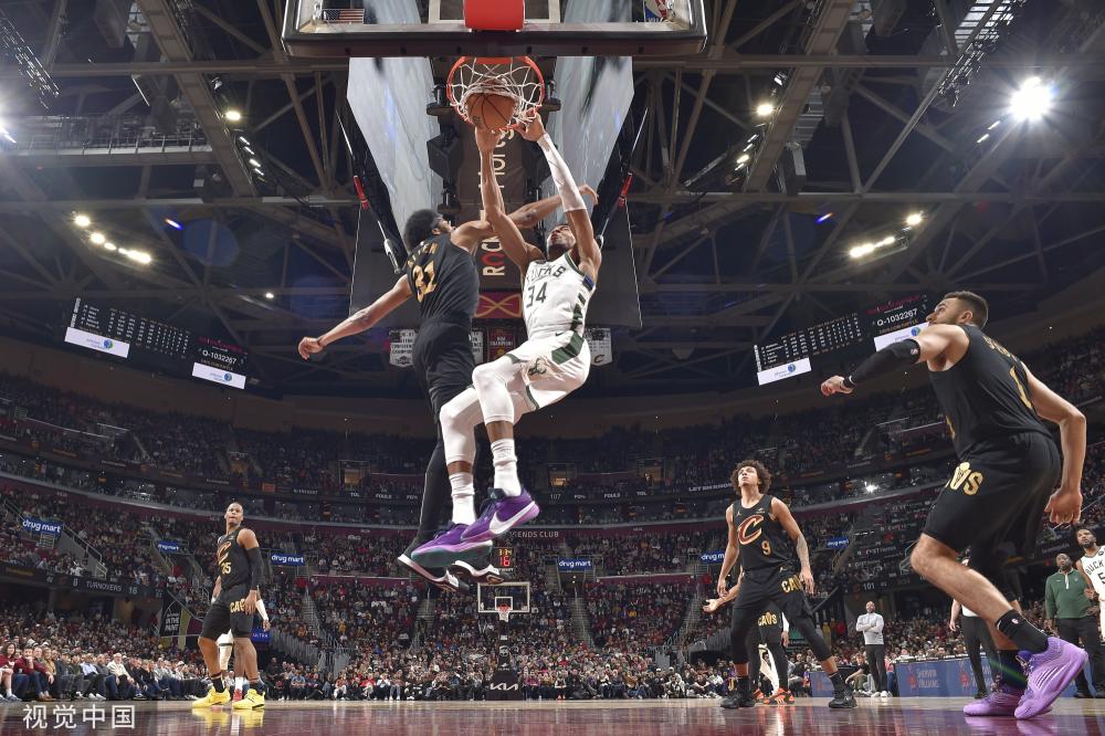 作为首位女 作为首位女