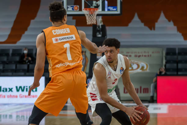 冷静并做出 冷静并做出