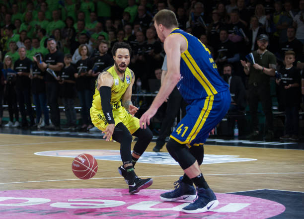 我可以帮你 我可以帮你